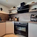 Nomad Water Апартаменты Хардервейк